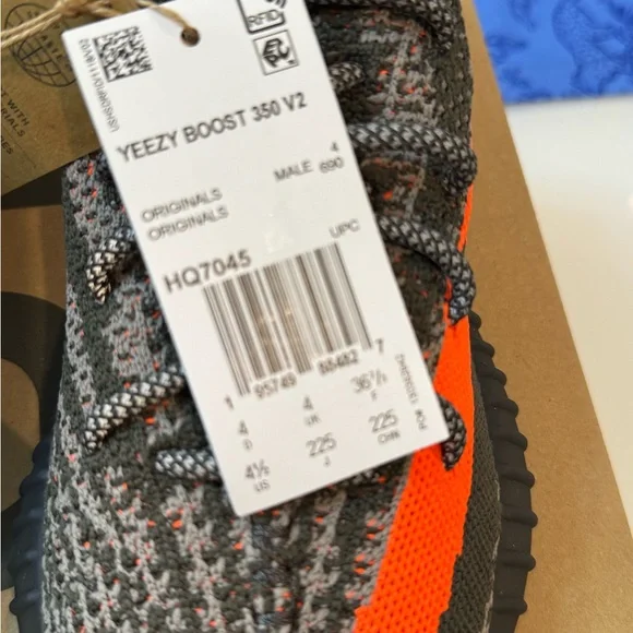 Yeezy Boost 350 V2 Carbel/Stegry/Solred Sneakers Authentic!!!